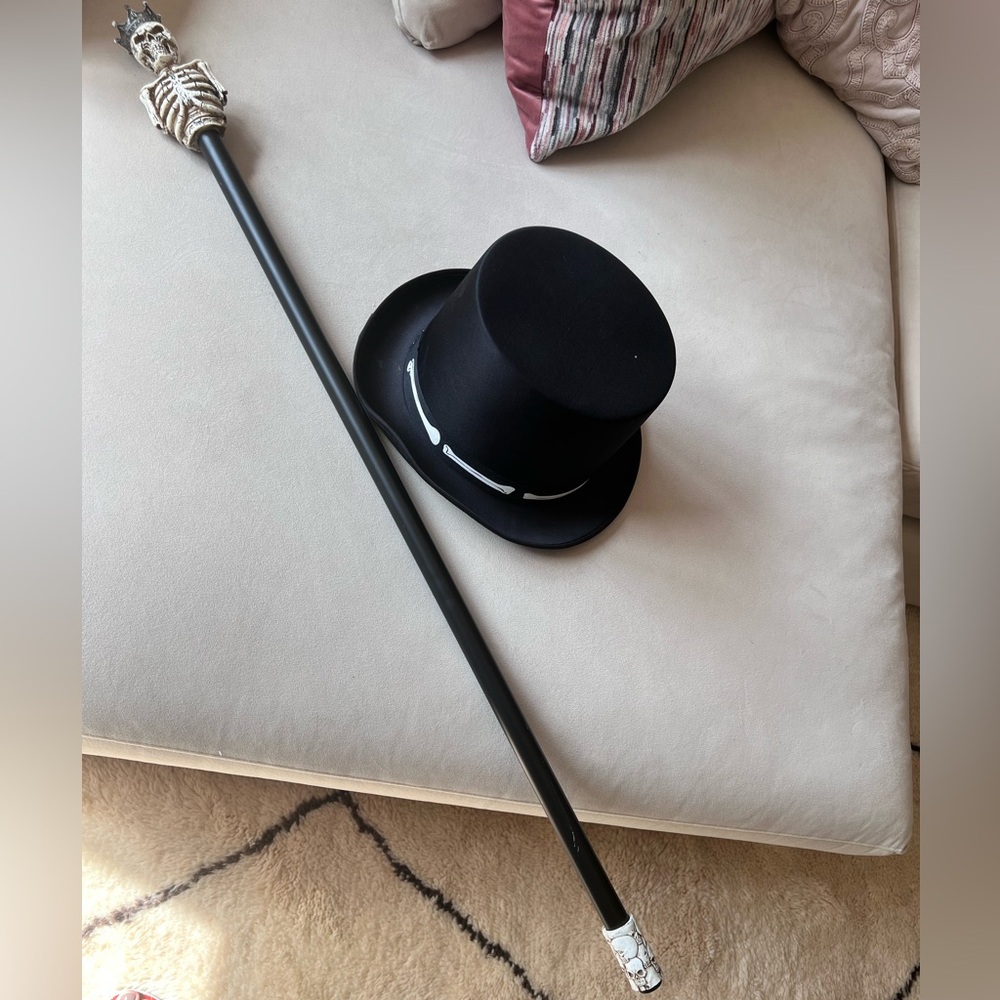 Halloween Black Skeleton Top Hat Deluxe and skull walking cane costume